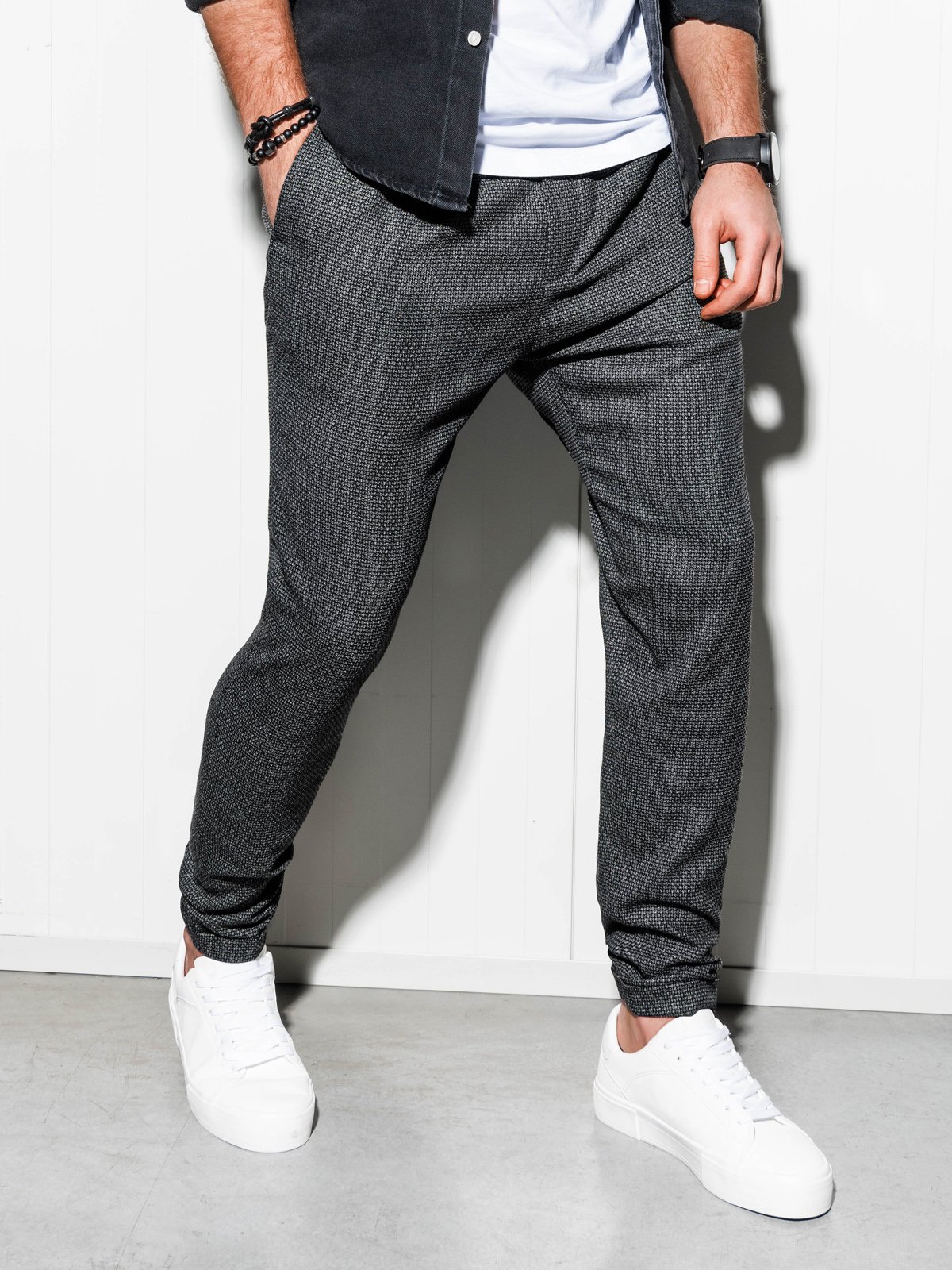 Men's chino pants P869 - dark grey | MODONE wholesale - Clothing For Men