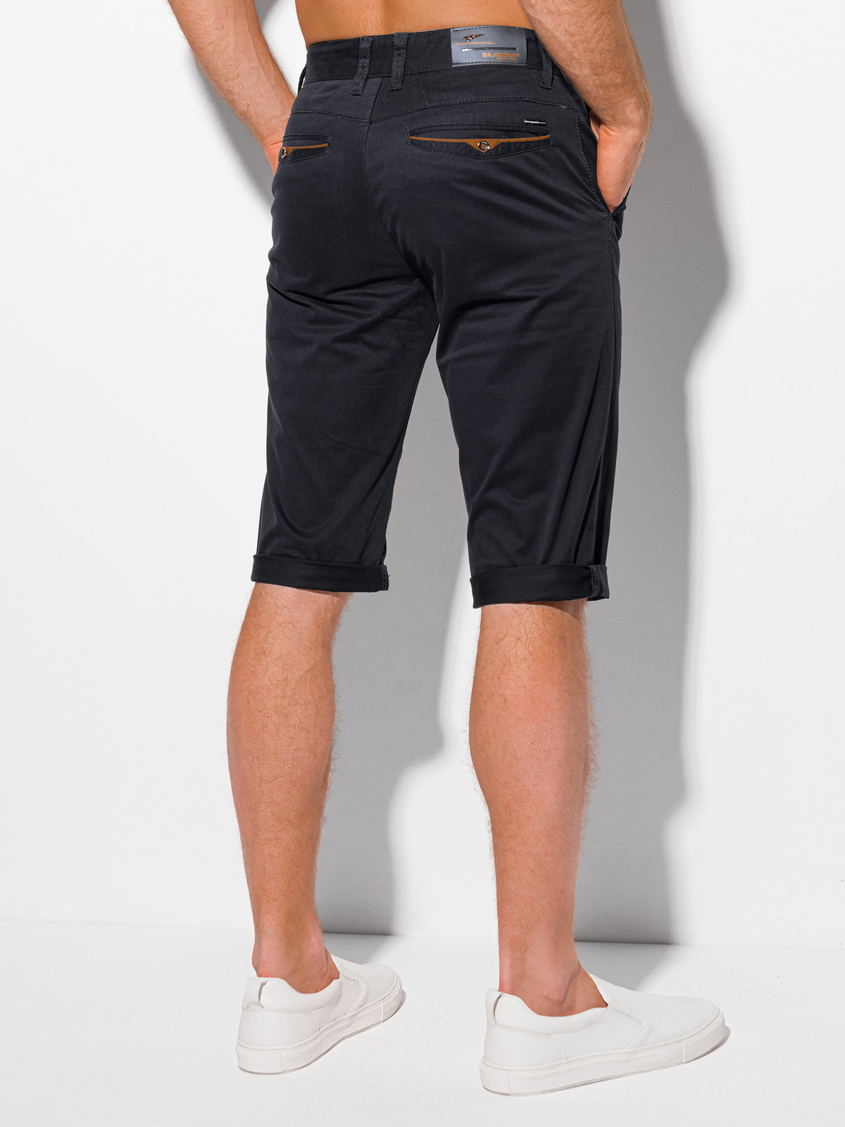 Men's chino shorts W374 - black | MODONE wholesale - Clothing For Men