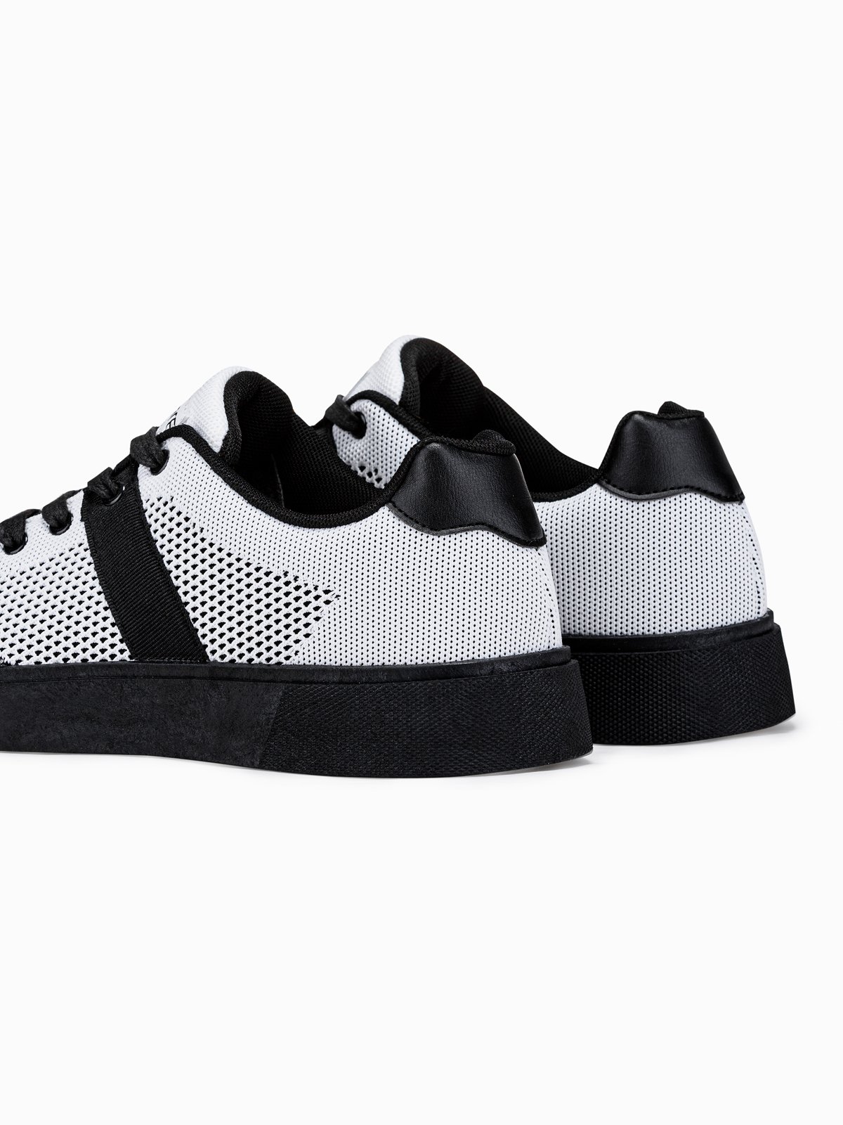 mens white and black trainers