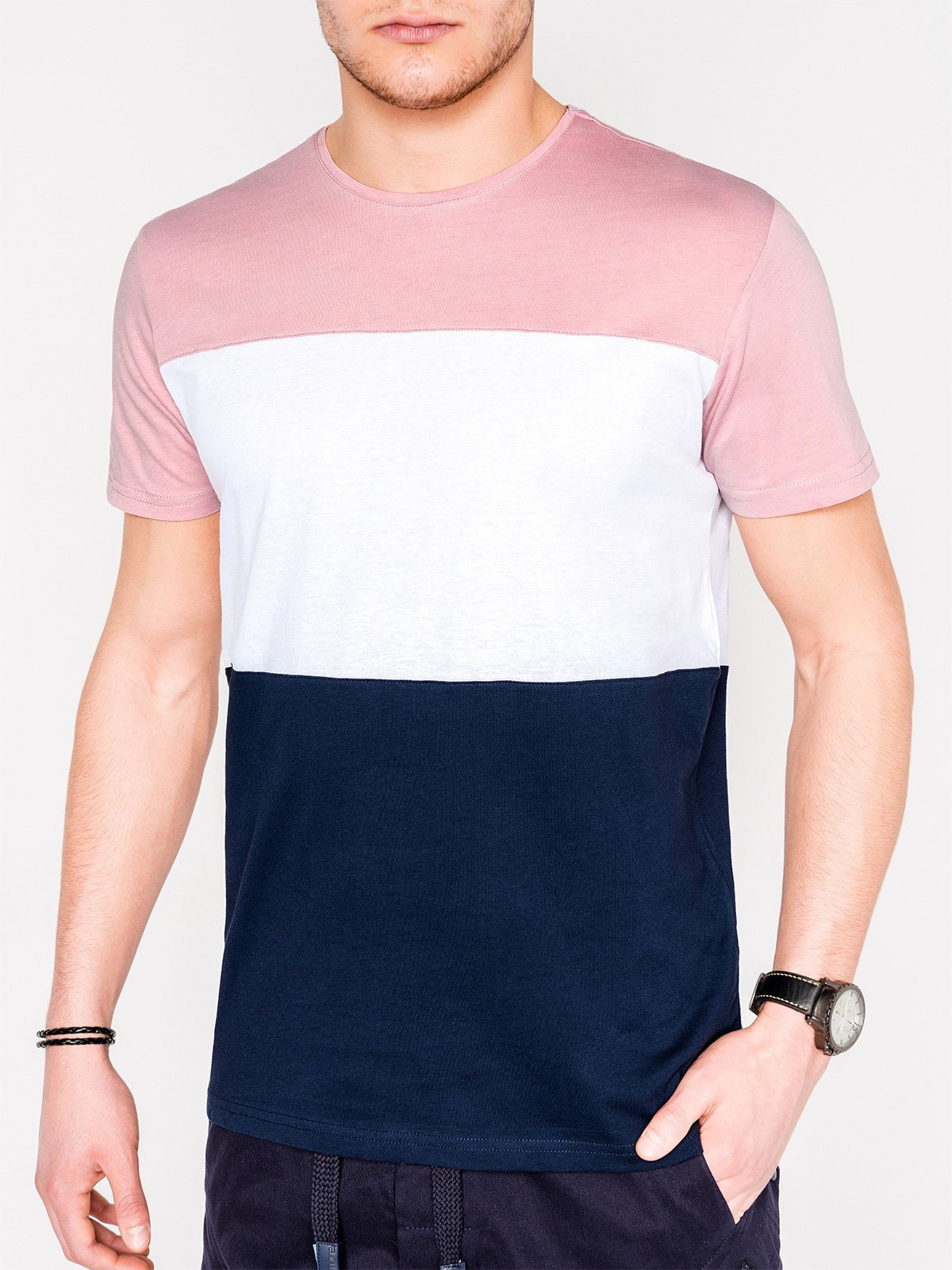 pink t shirt mens outfit