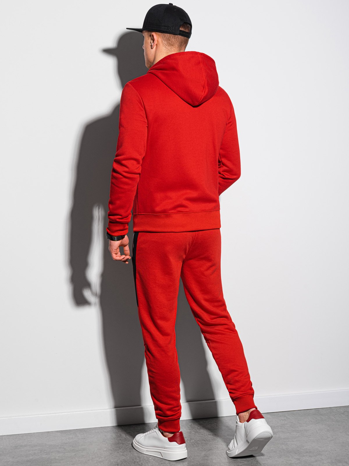 Ambitiøs Samle Udover Men's set hoodie + pants - red Z25 | MODONE wholesale - Clothing For Men