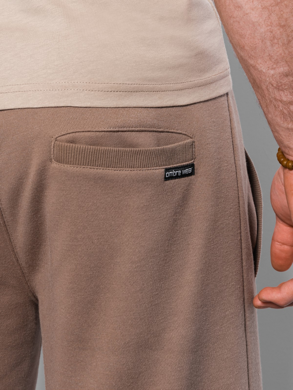 Men's short shorts with pockets light brown V17 OMSRBS0109 MODONE