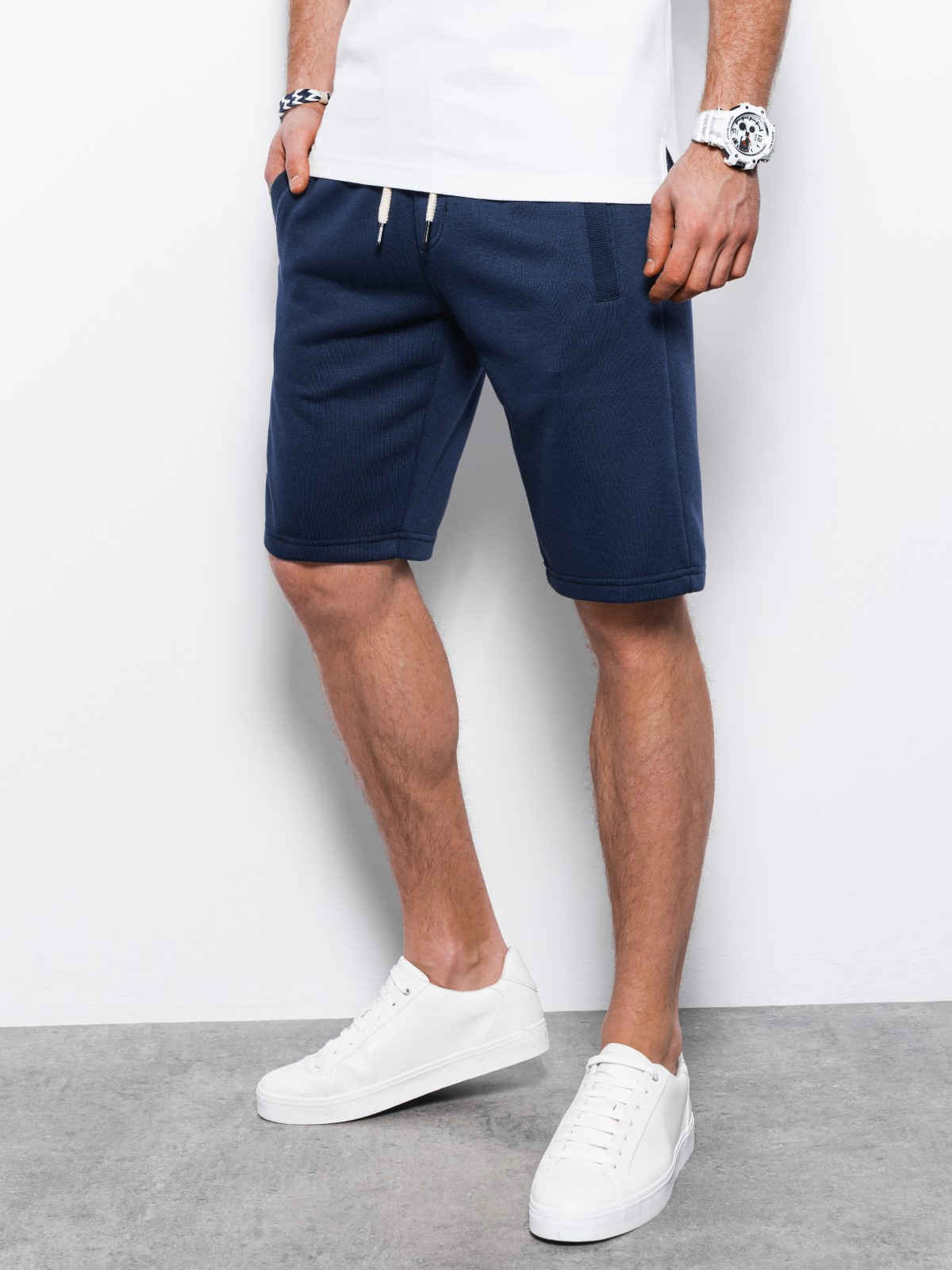 Men's short shorts with pockets navy blue V12 OMSRBS0109 MODONE