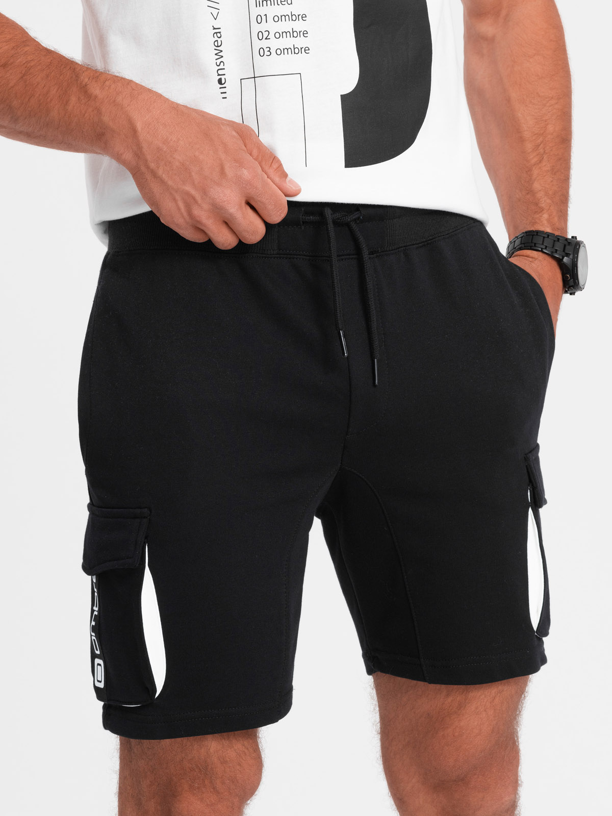 Men's shorts with cargo pockets black V3 OMSRSK0106 MODONE