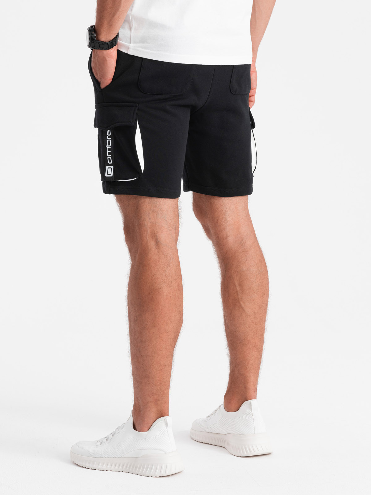Men's shorts with cargo pockets black V3 OMSRSK0106 MODONE