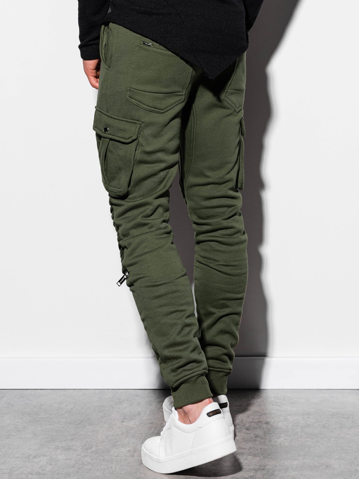 Men's sweatpants P747 - olive | MODONE wholesale - Clothing For Men