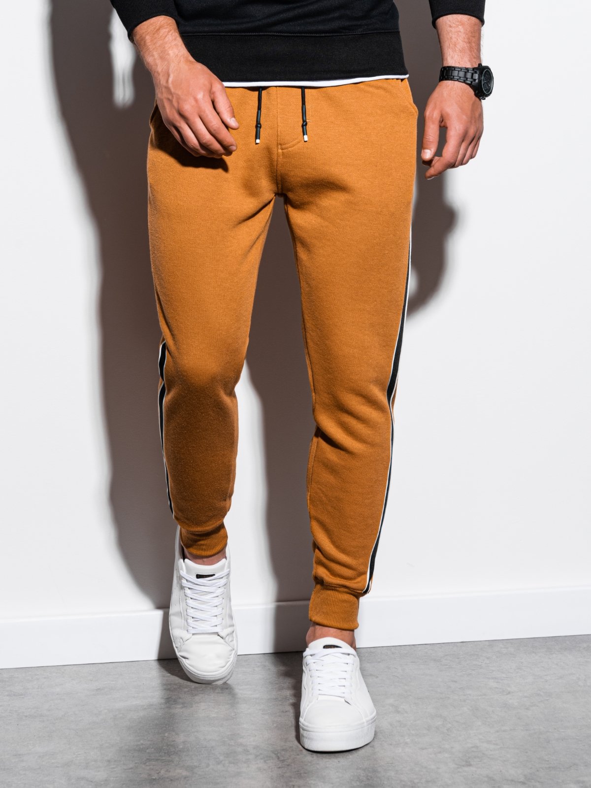 Men's sweatpants P898 - camel | MODONE wholesale - Clothing For Men