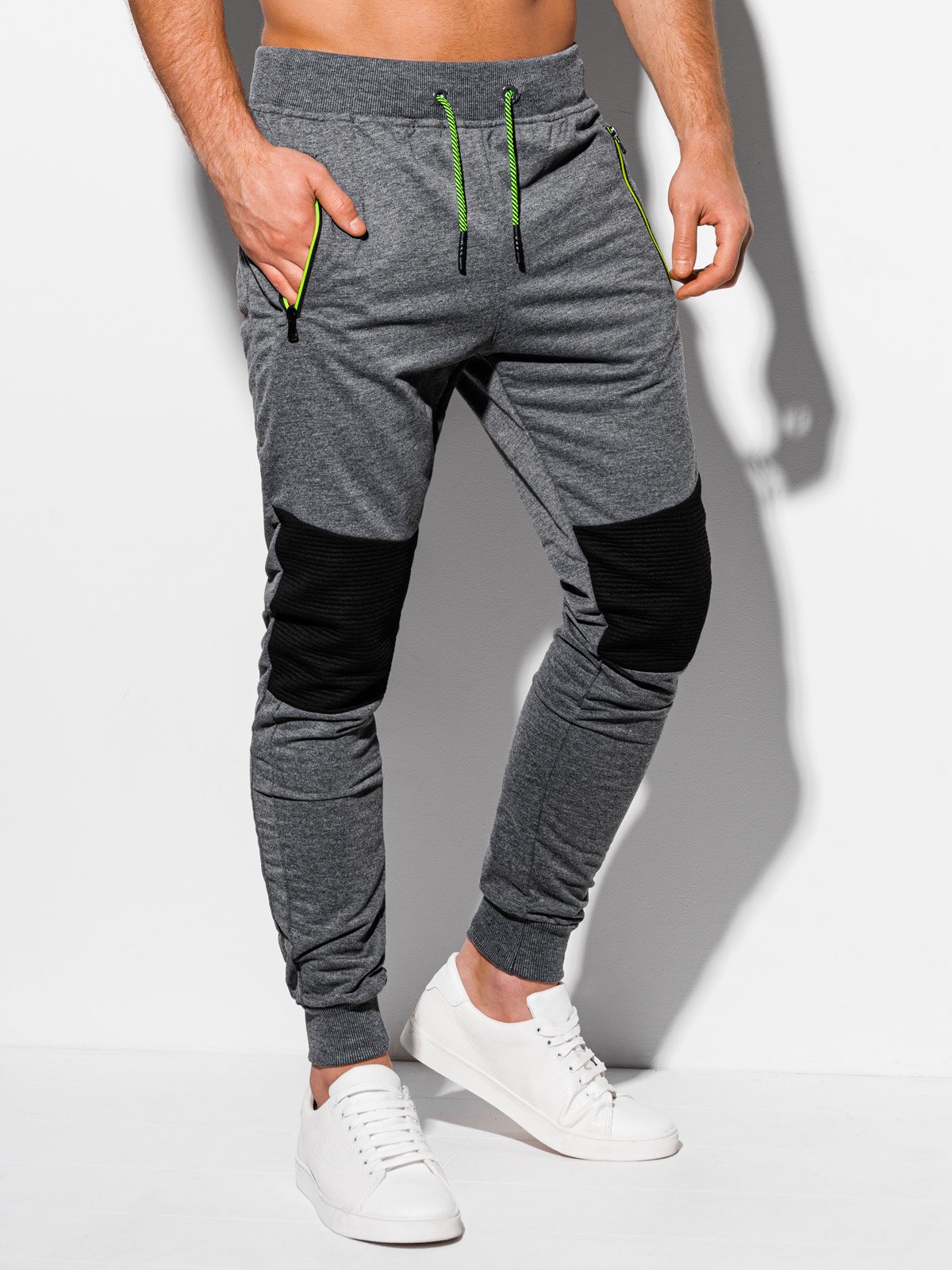 Men's sweatpants P968 - dark grey | MODONE wholesale - Clothing For Men