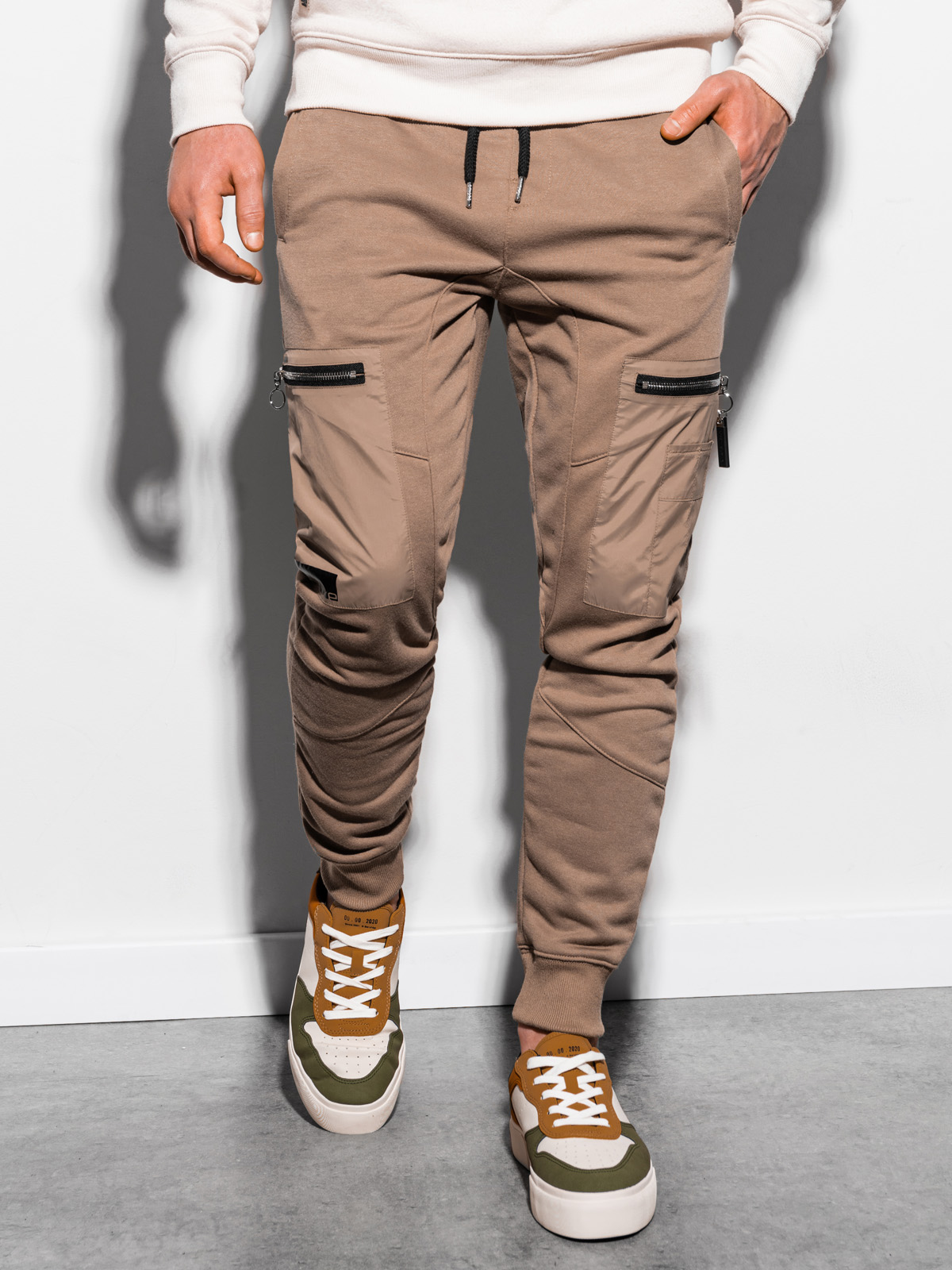 Men's sweatpants - light brown P947  MODONE wholesale - Clothing For Men