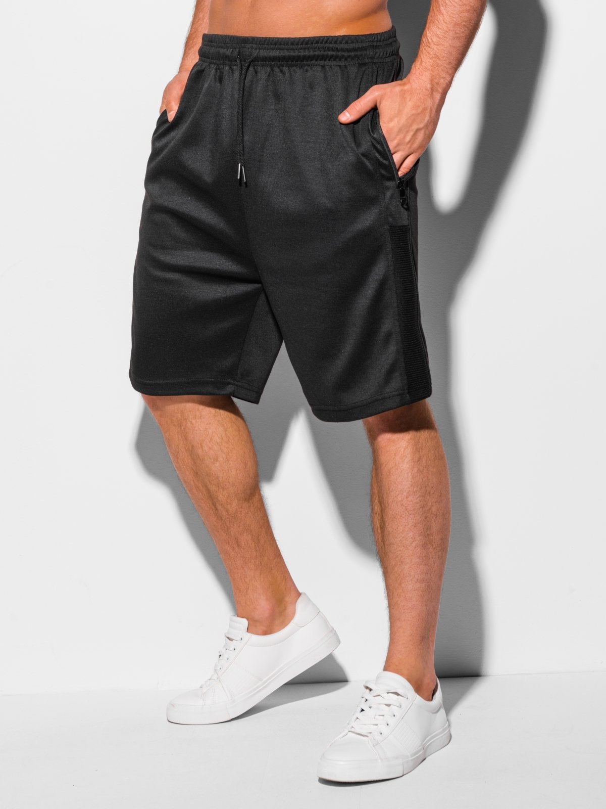 Men's sweatshorts W325 - black | MODONE wholesale - Clothing For Men