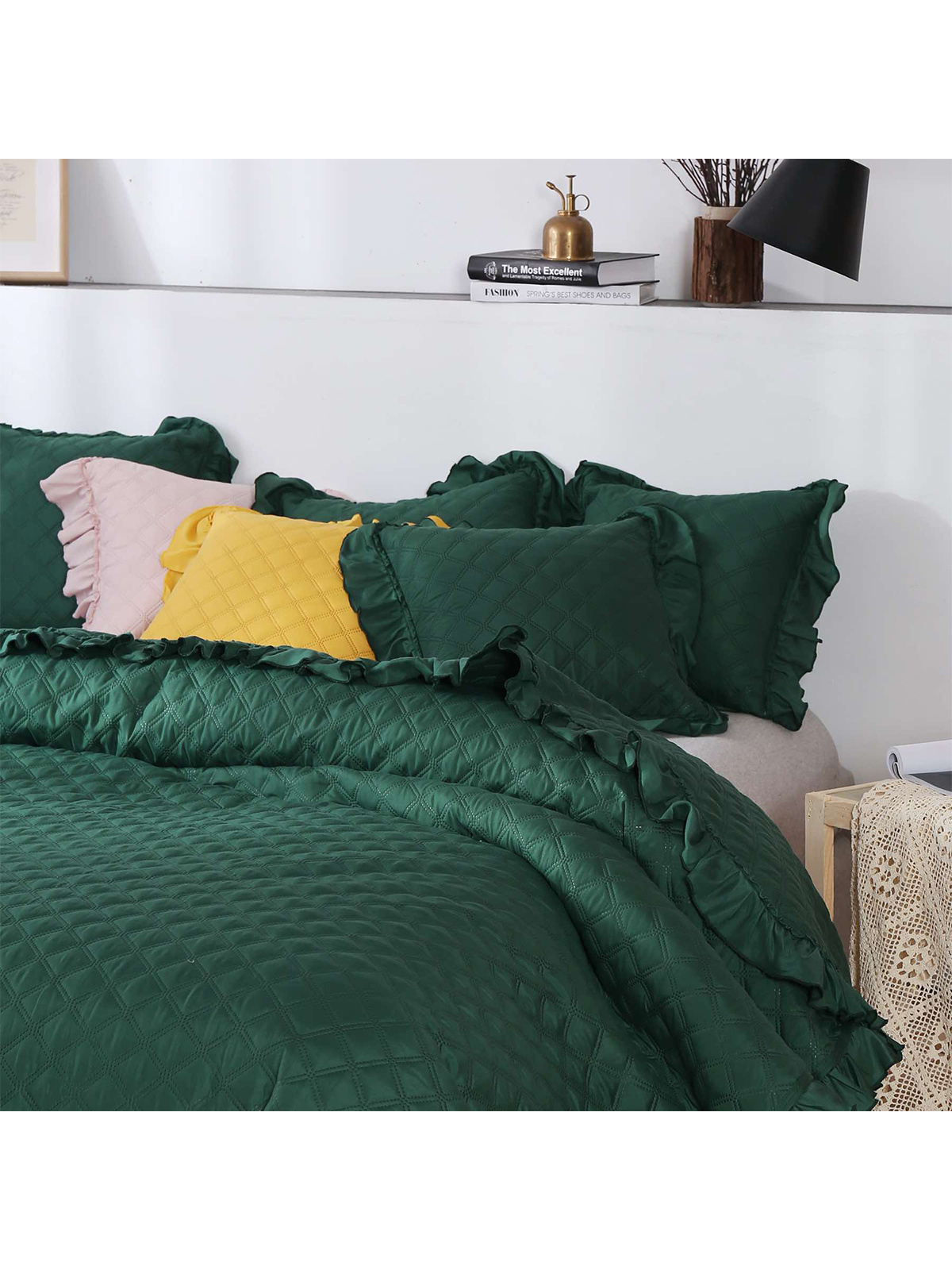 Quilted bedspread Ruffy A545 dark green MODONE wholesale Clothing