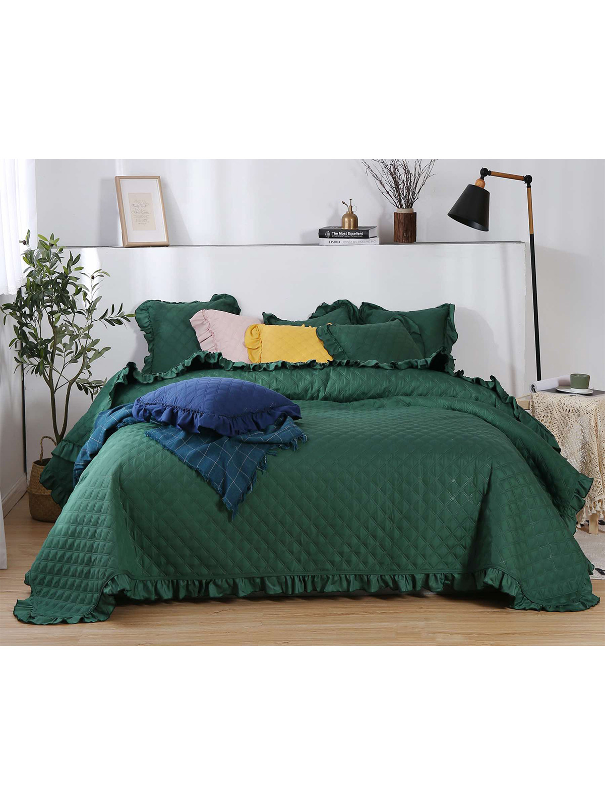 Quilted bedspread Ruffy A545 dark green MODONE wholesale Clothing