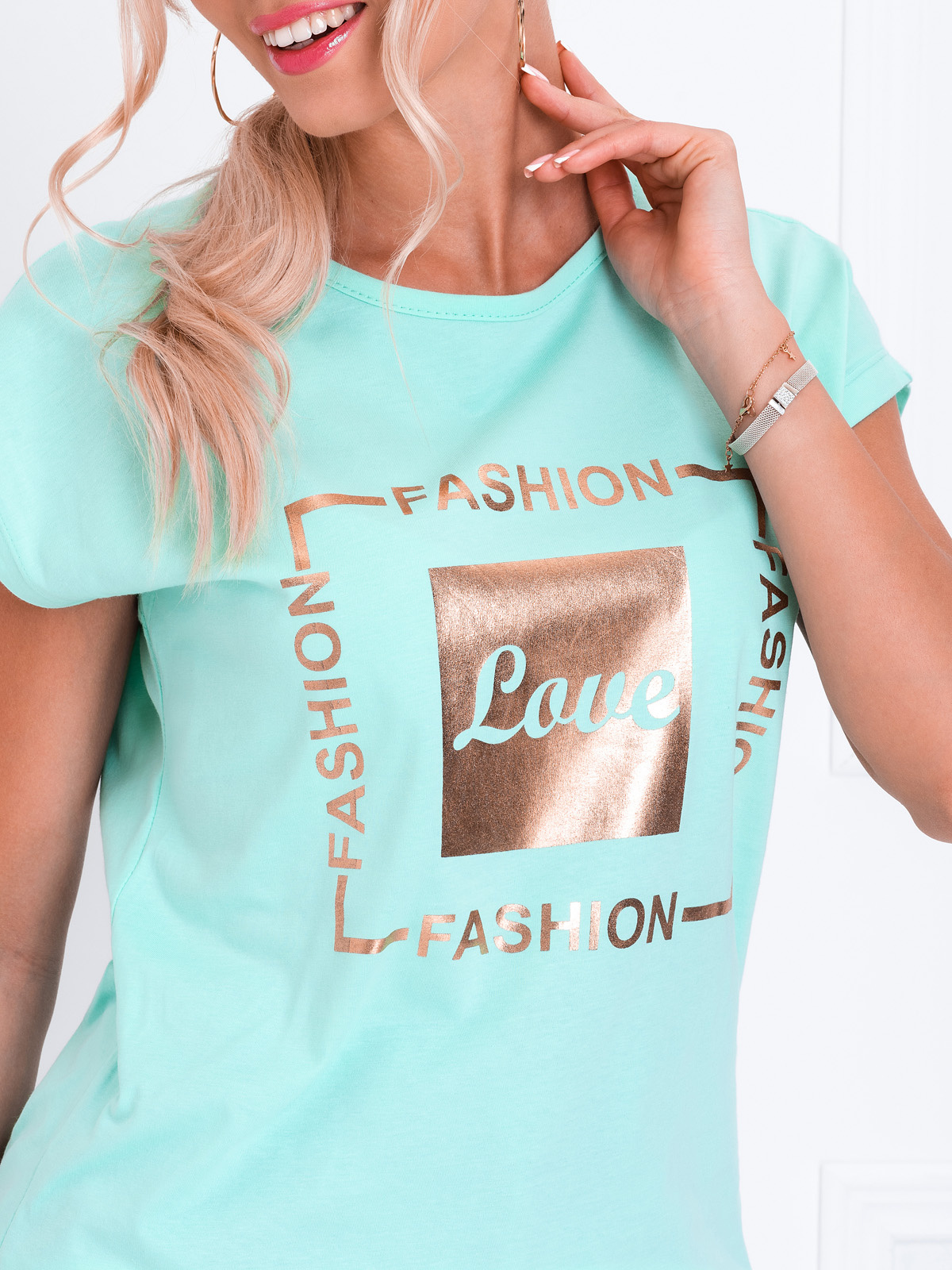 women-s-printed-t-shirt-slr033-light-green-modone-wholesale