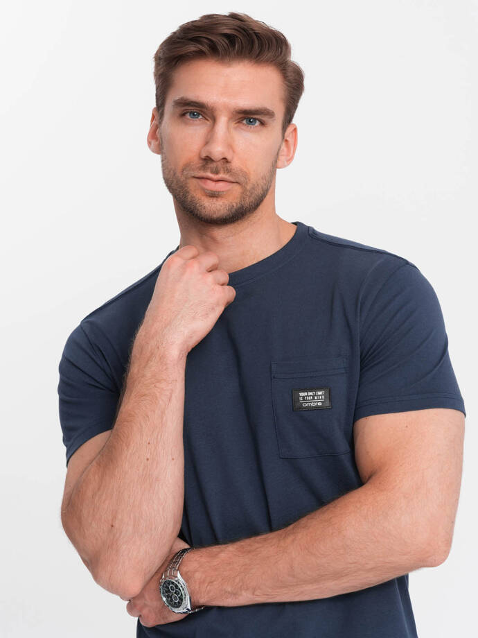 Men's casual t-shirt with patch pocket - navy blue V10 OM-TSCT-0109