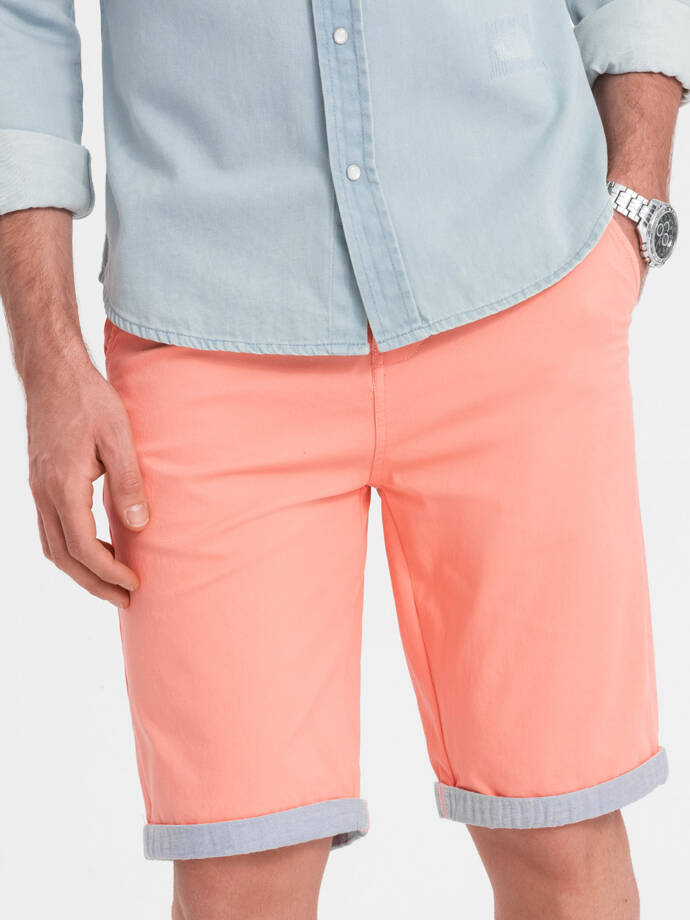 Men's chinos shorts with contrasting turn-up - salmon V9 W421