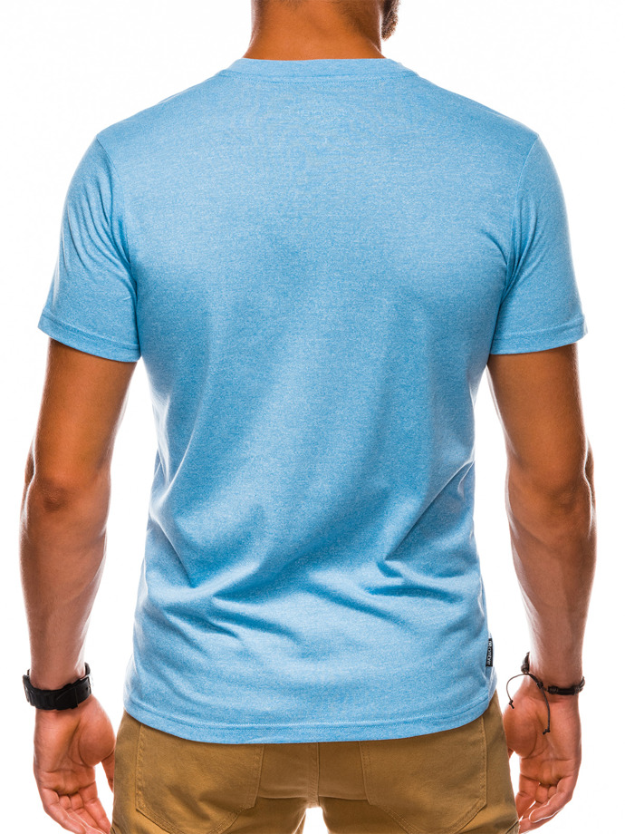 graphic tee with light blue