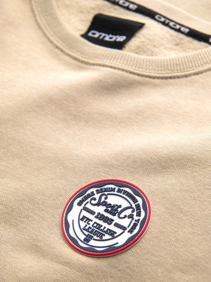 Men's non-stretch sweatshirt with college style patch - sand V3 OM-SSNZ-0134