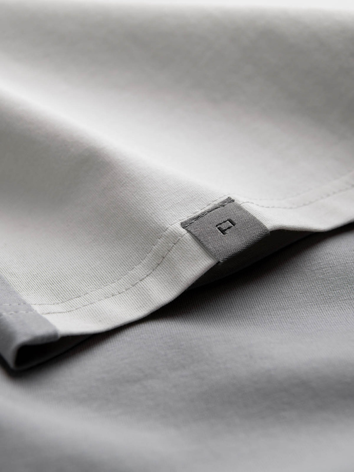 Men's t-shirt with elastane with colored sleeves - gray V4 OM-TSCT-0176