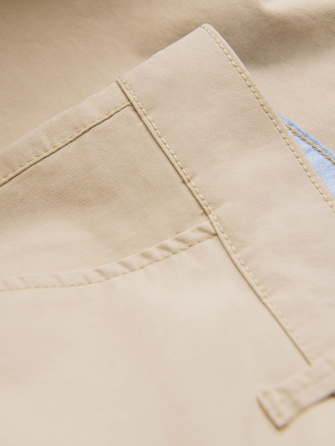 Men's chinos shorts with contrasting turn-up - sand V10 W421