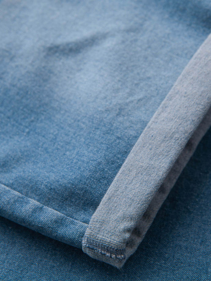 Jeansowe szorty męskie z podwiniętą nogawką - niebieskie V2 OM-SRDS-0164