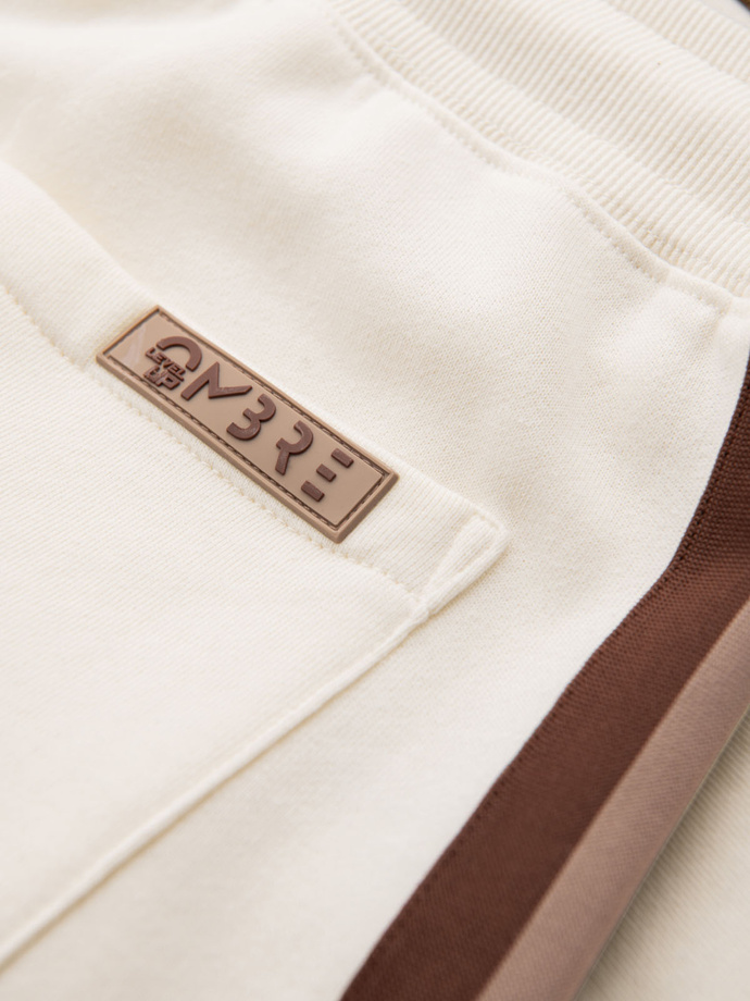 Men's sweat shorts with piping and drawstring waistband - cream V3 OM-SRSK-0156