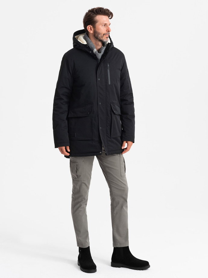 Długa kurtka męska parka z kożuszkiem – czarna V4 OM-JALJ-0181