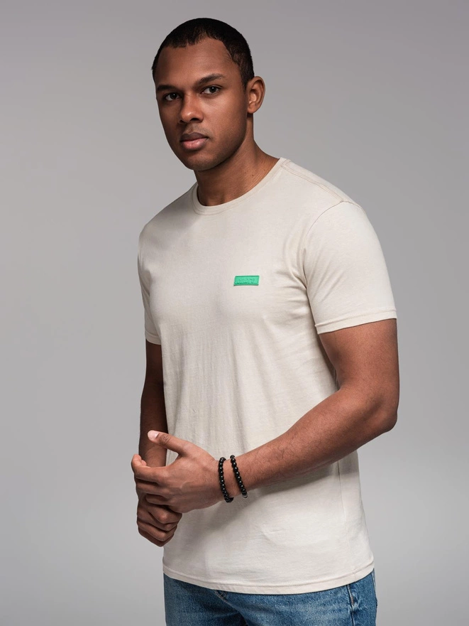 Men's cotton t-shirt with green patch on chest - broken white V5 OM-TSCT-0151