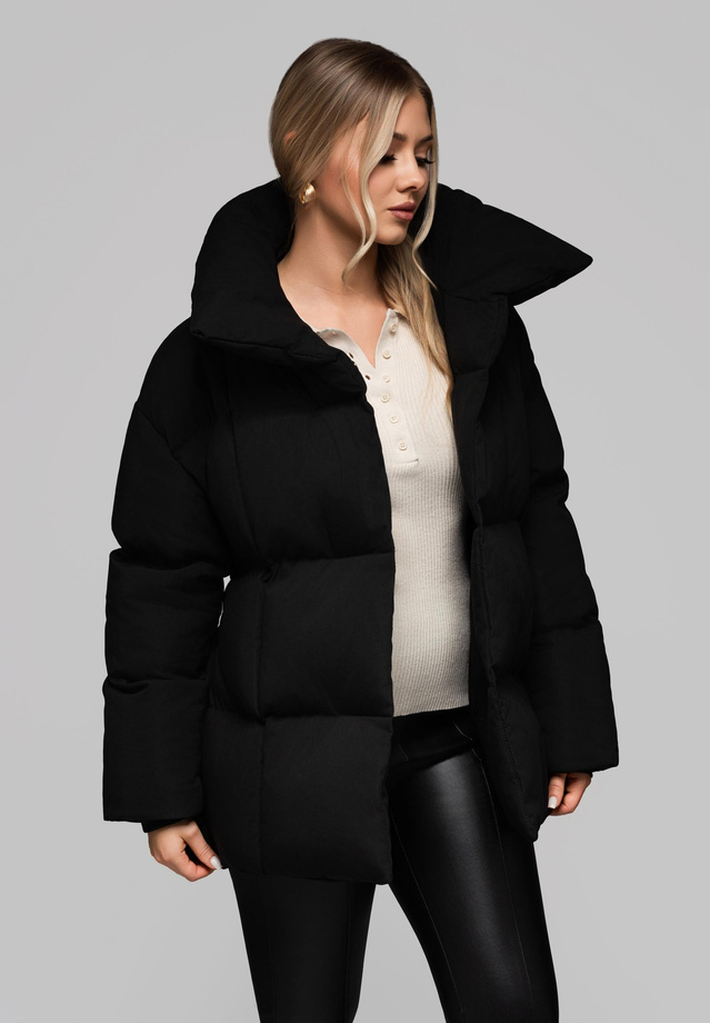 Women's quilted jacket with belt and collar OW-JAHP-0106 v1 - black