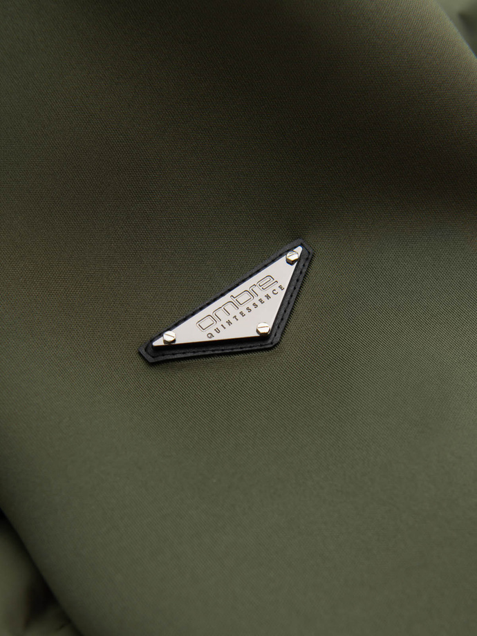 Pikowana męska kurtka bomberka z wysokim kołnierzem – ciemnooliwkowa V3 OM-JALP-0140