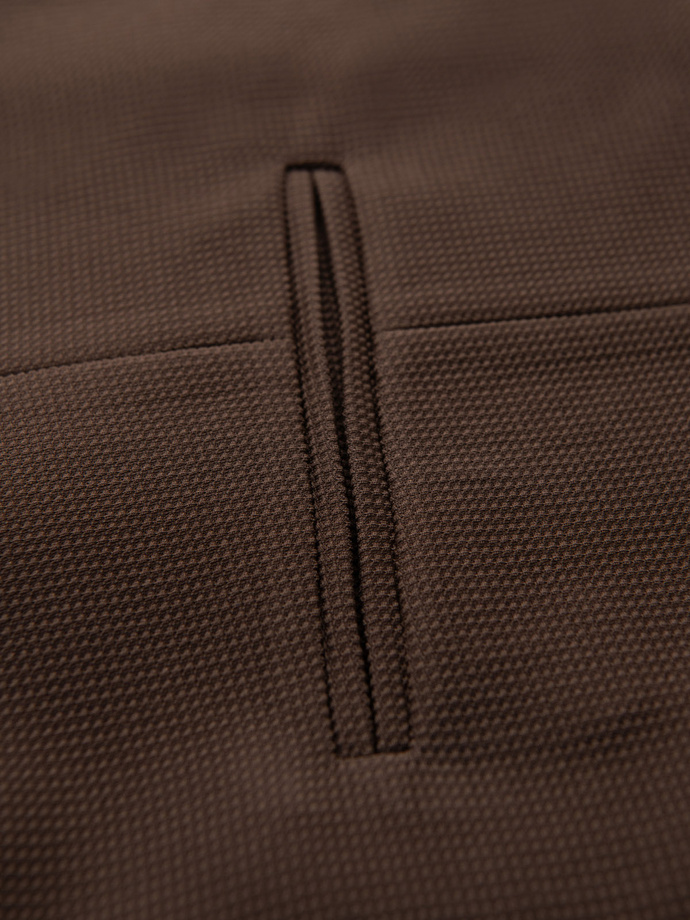 Fitted men's structured knit vest with lapels - brown V2 OM-BLZV-0144