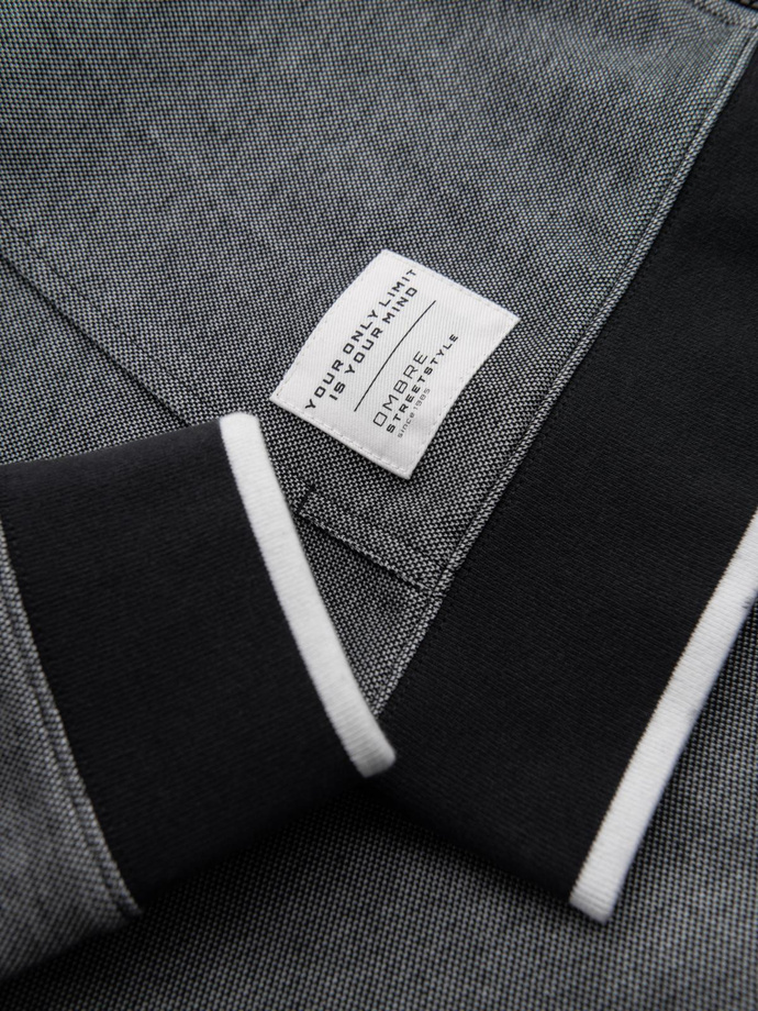 Men's softly structured hooded sweatshirt - black V1 OM-SSZP-0191