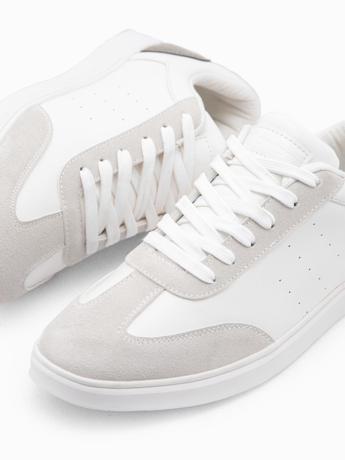 Casualowe męskie buty sneakersy OLDSCHOOL – białe V3 T393