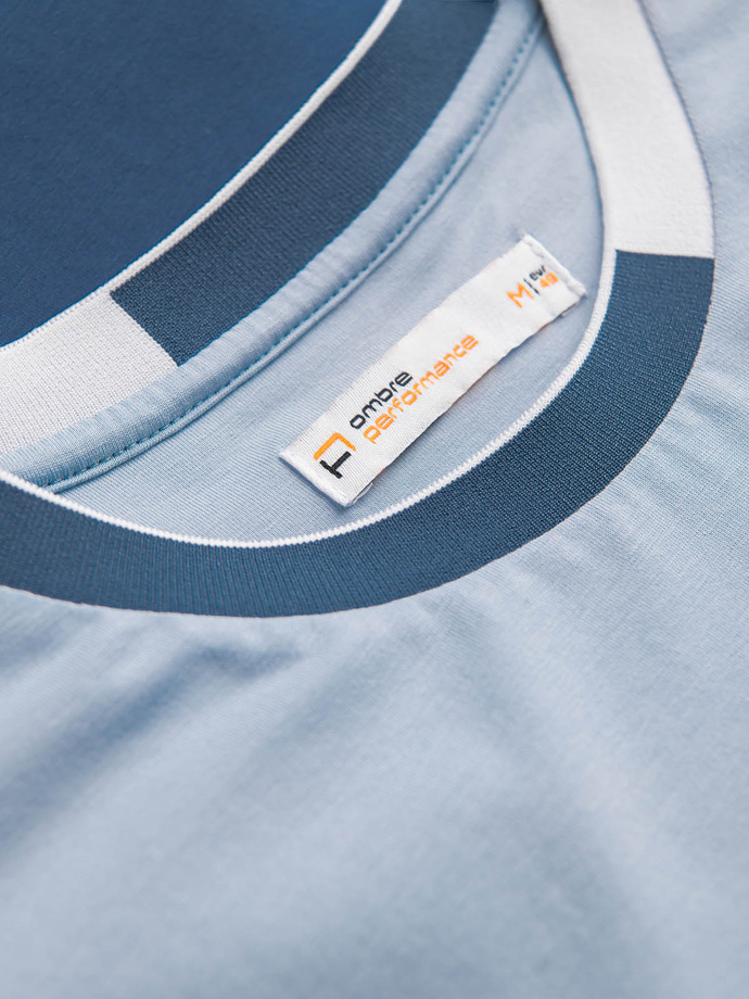Męski t-shirt z elastanem z kolorowymi rękawami - niebieski V2 OM-TSCT-0176