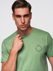 Męski bawełniany t-shirt z nadrukiem i okrągłym dekoltem – zielony V4 OM-TSFP-0186