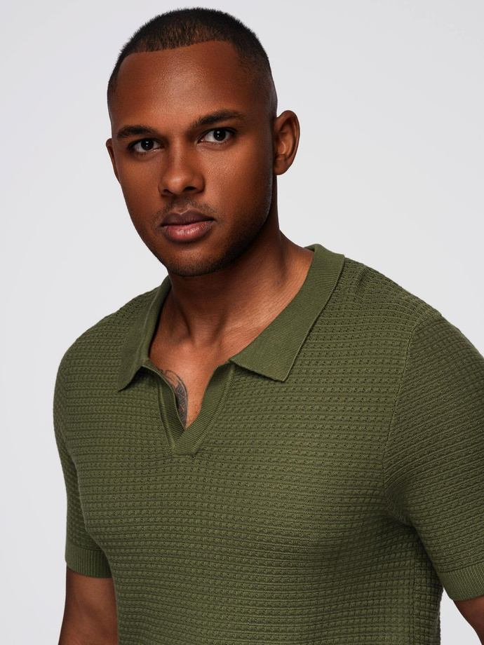 Men's knitted unbuttoned polo shirt - olive V1 OM-POSS-0157