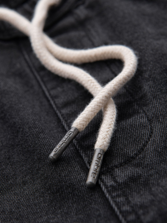 Męskie szorty z gumką w pasie i  efektem sprania – czarne V4 OM-SRDS-0192