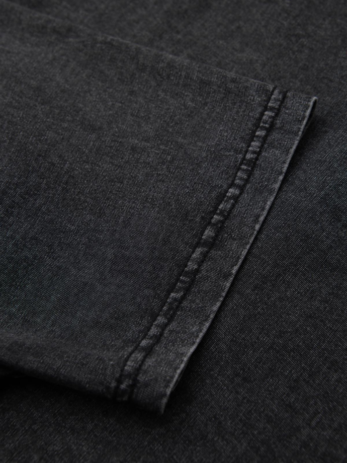 Men's T-shirt with wash effect and buttons at neckline - black V1 OM-TSWT-0150