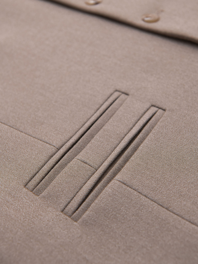 Kamizelka męska garniturowa z klasycznym detalem i podszewką – beżowa V1 OM-BLZV-0142