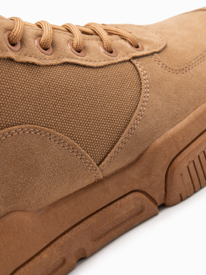 Męskie buty sneakersy za kostkę z rzeźbioną podeszwą – piaskowe V3 T392