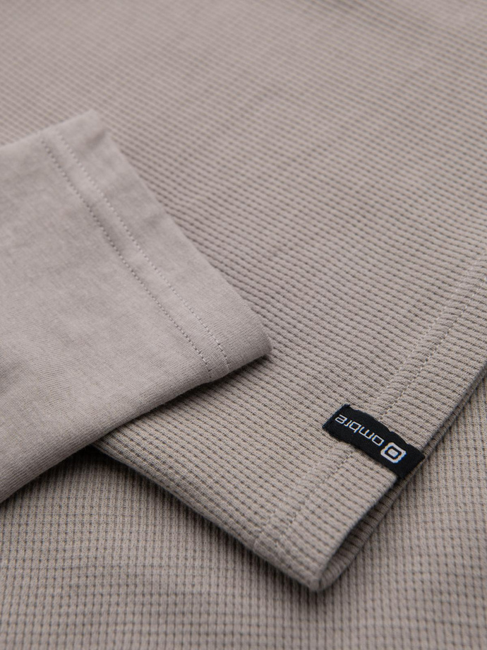 Bawełniany męski longsleeve o waflowym splocie z kieszonką – popielaty V1 OM-LSCL-0109