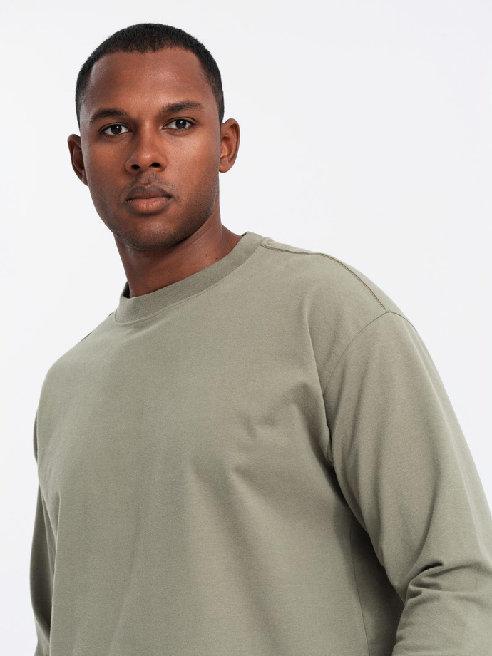 Bawełniany longsleeve męski LOOSE FIT z okrągłym dekoltem – khaki V4 OM-LSBC-0129