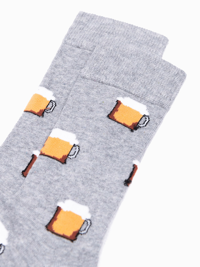 Gift set for him - gray/melange hat + 2-pack of patterned socks + Z64 playing cards
