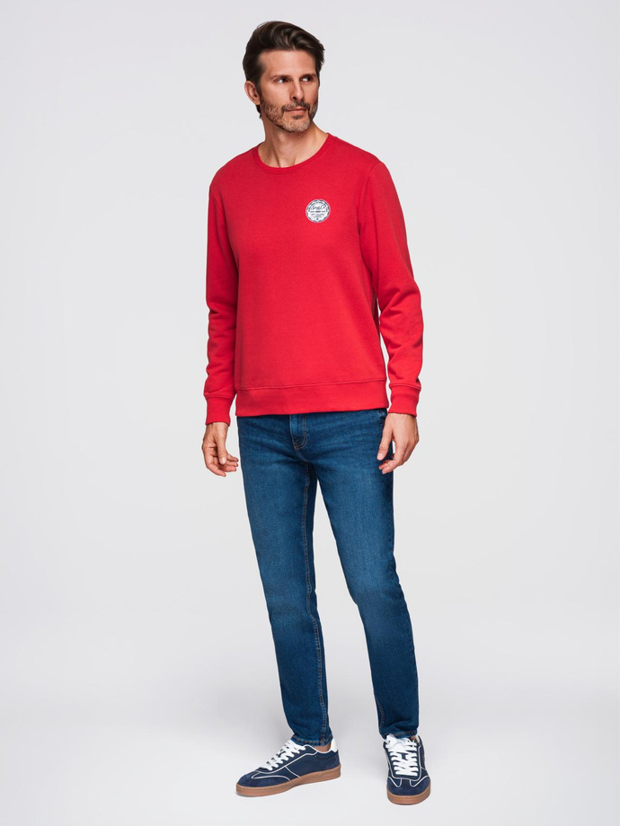 Men's non-stretch sweatshirt with college style patch - red V1 OM-SSNZ-0134
