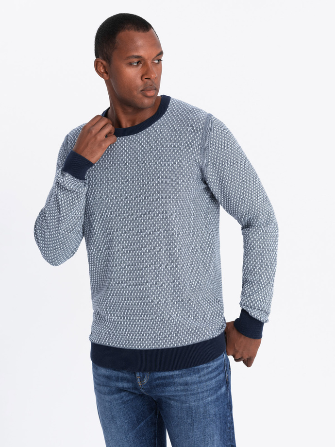 Dzianinowy sweter męski RELAXED FIT we wzory – granatowy V1 OM-SWSW-0111