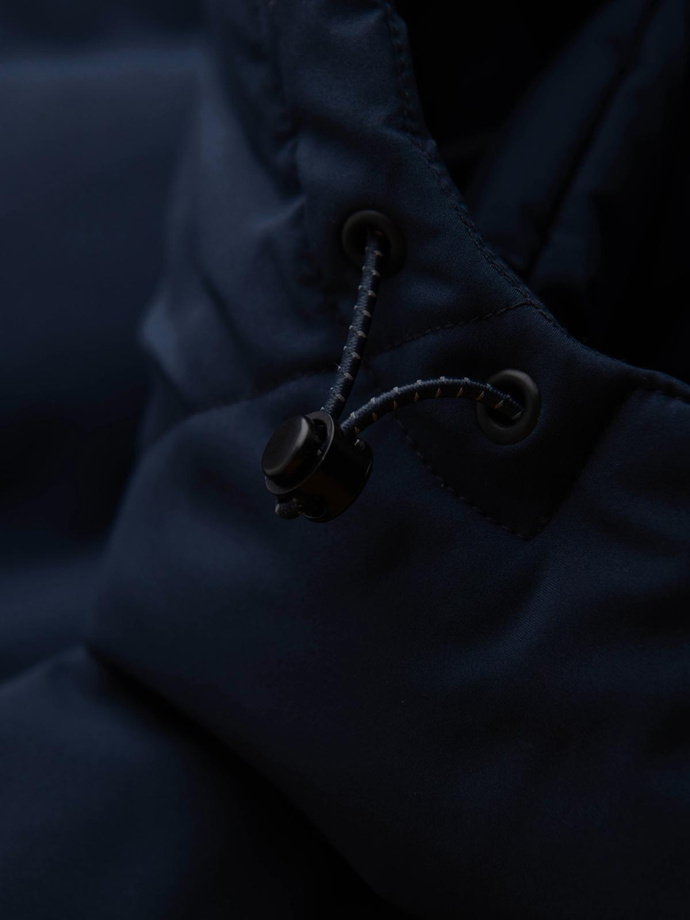 Zimowa kurtka męska z odpinanym kapturem z wodoodpornego materiału - granatowa V1 OM-JAHP-0306