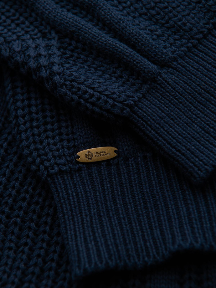 Men's plaid sweater with crew neckline - navy blue V2 OM-SWSW-0151