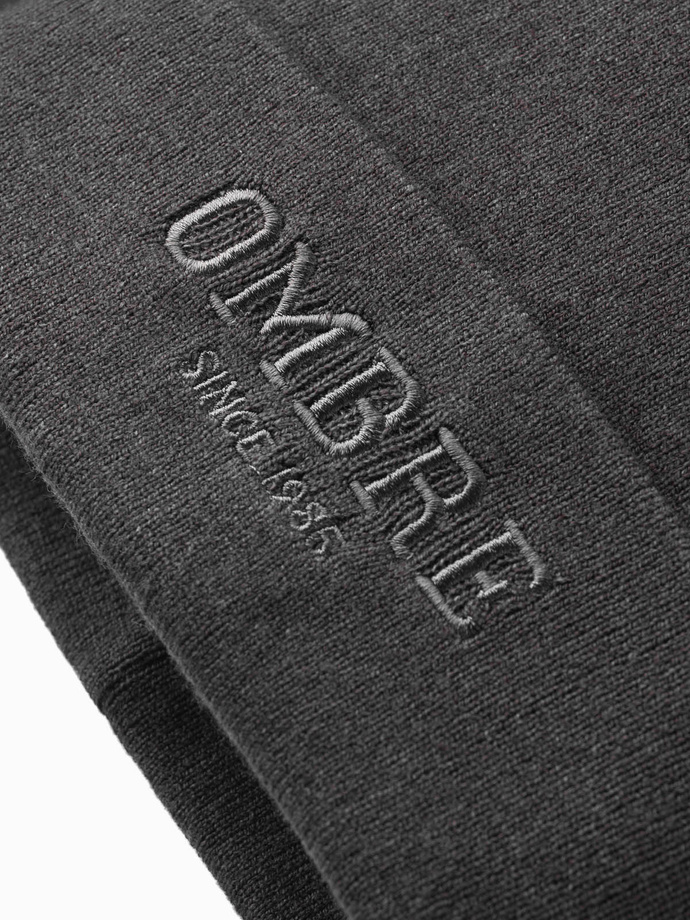 Męska dzianinowa czapka beanie z haftowanym napisem – grafitowa V2 OM-ACWH-0120