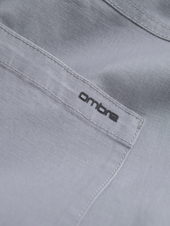 Spodnie męskie JOGGERY z odstającymi i zapinanymi kieszeniami cargo - jasnoszare V8 OM-PAJO-0135