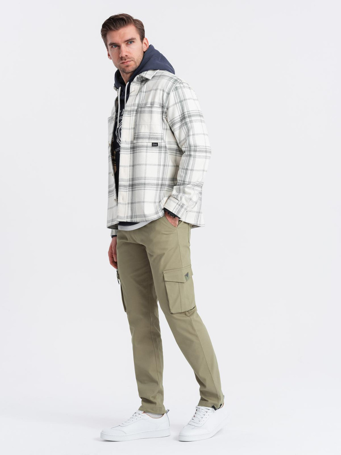 Męskie spodnie cargo STRAIGHT LEG z trójkątnym pinem na kieszeni – oliwkowe V2 OM-PACG-0196