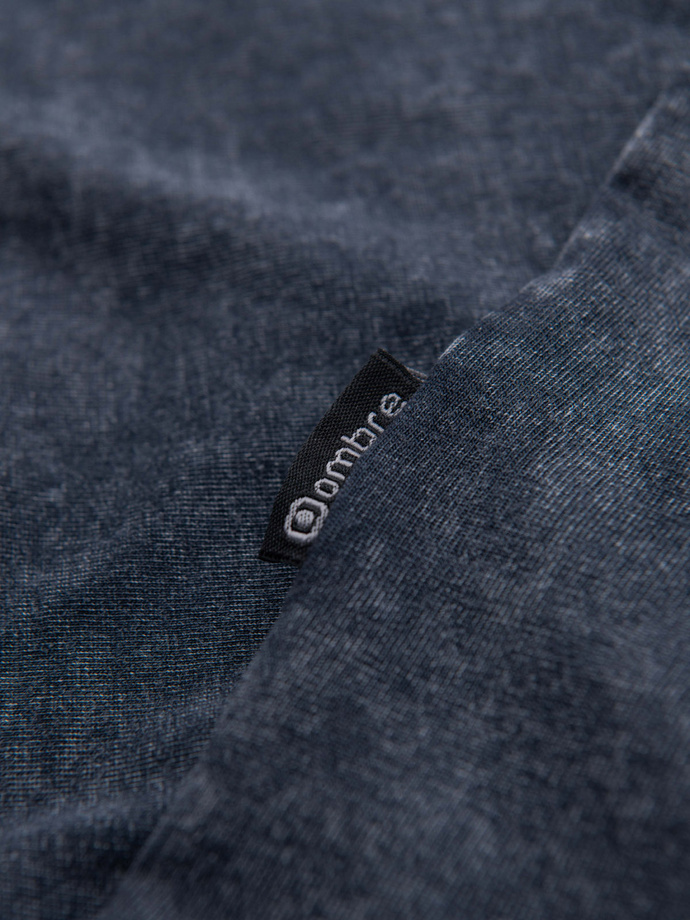 Męski t-shirt z efektem sprania – granatowy V2 OM-TSWT-0116